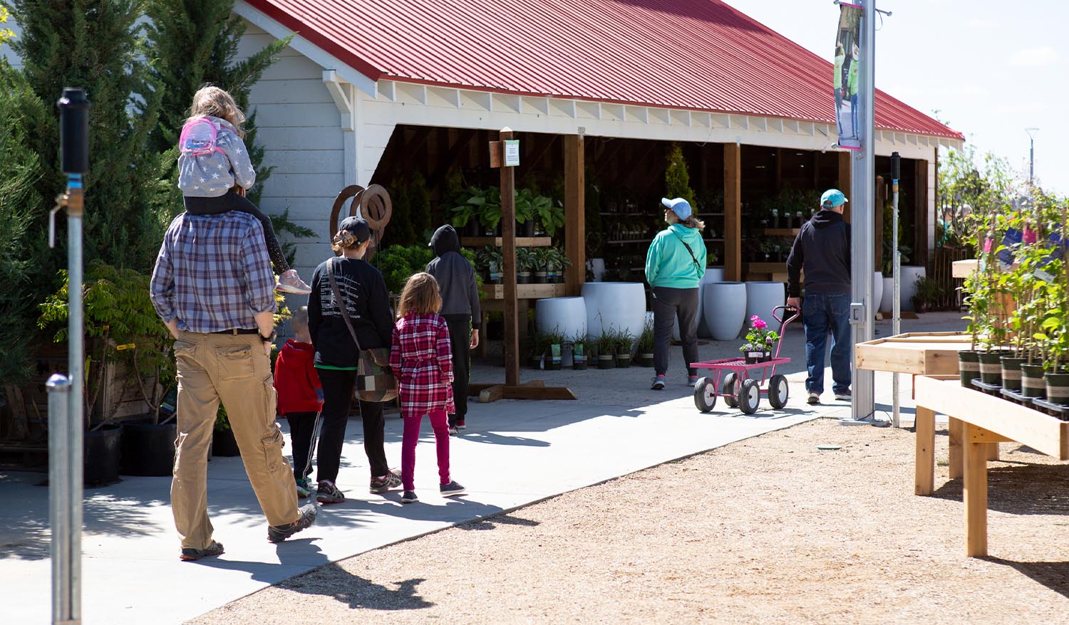 Family enjoying Franz Witte's garden center